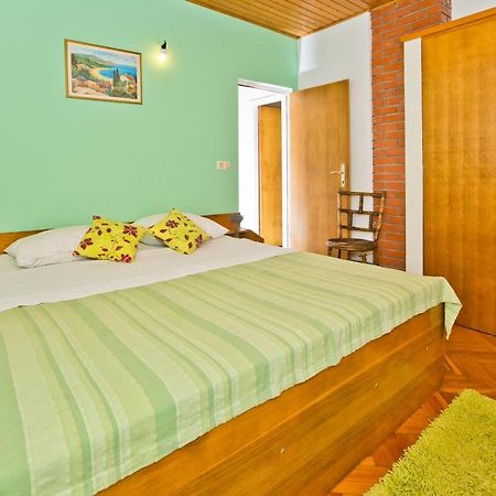 Villa Mateljan Zastražišće Exteriér fotografie