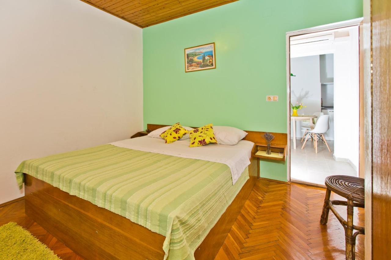 Villa Mateljan Zastražišće Exteriér fotografie