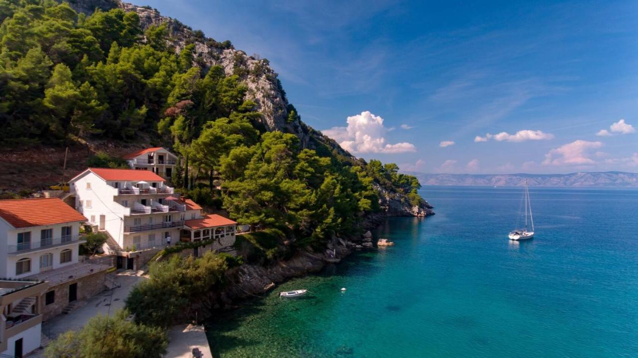 Villa Mateljan Zastražišće Exteriér fotografie