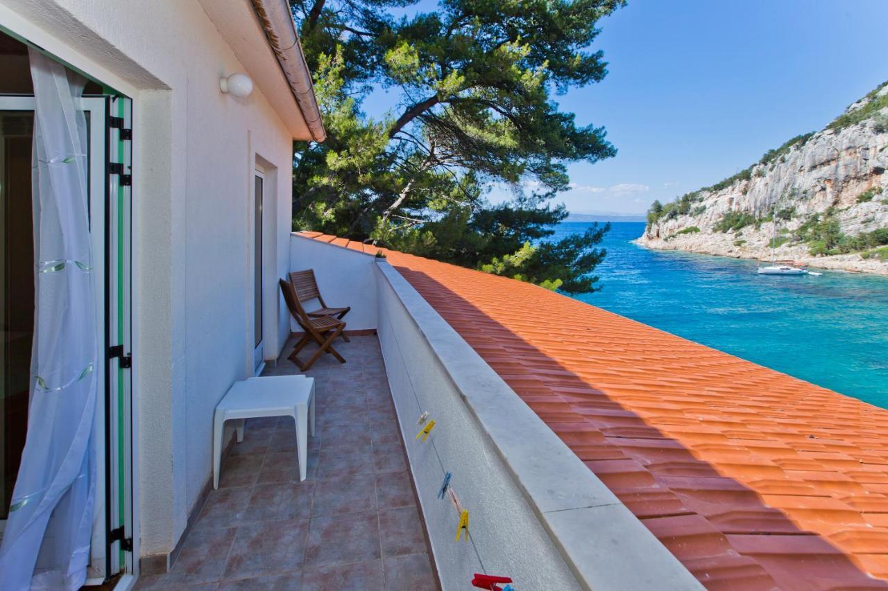 Villa Mateljan Zastražišće Exteriér fotografie