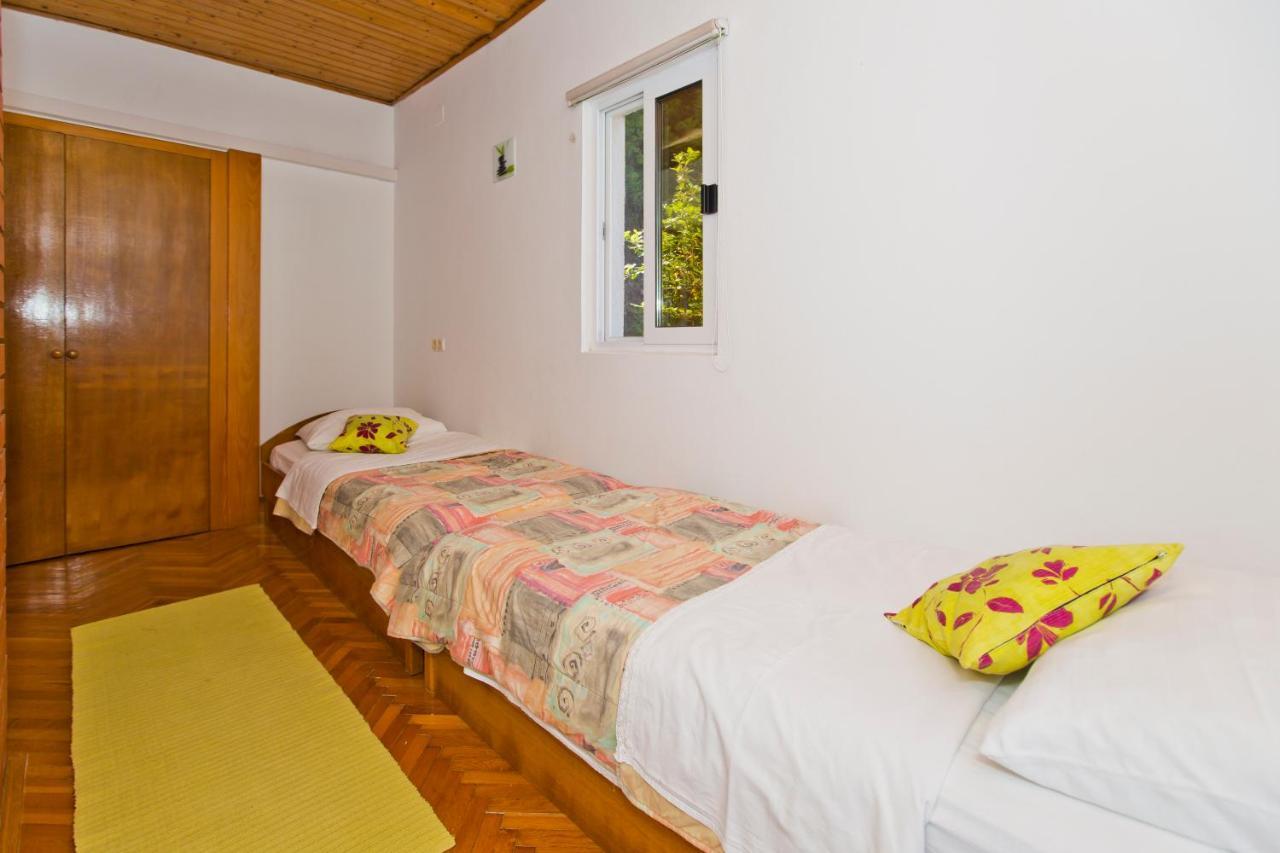 Villa Mateljan Zastražišće Exteriér fotografie