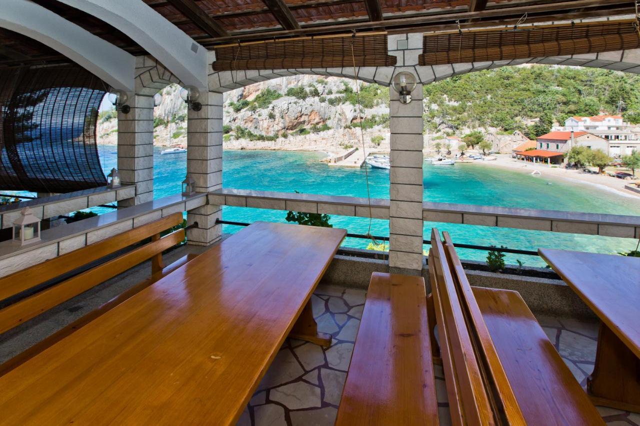 Villa Mateljan Zastražišće Exteriér fotografie